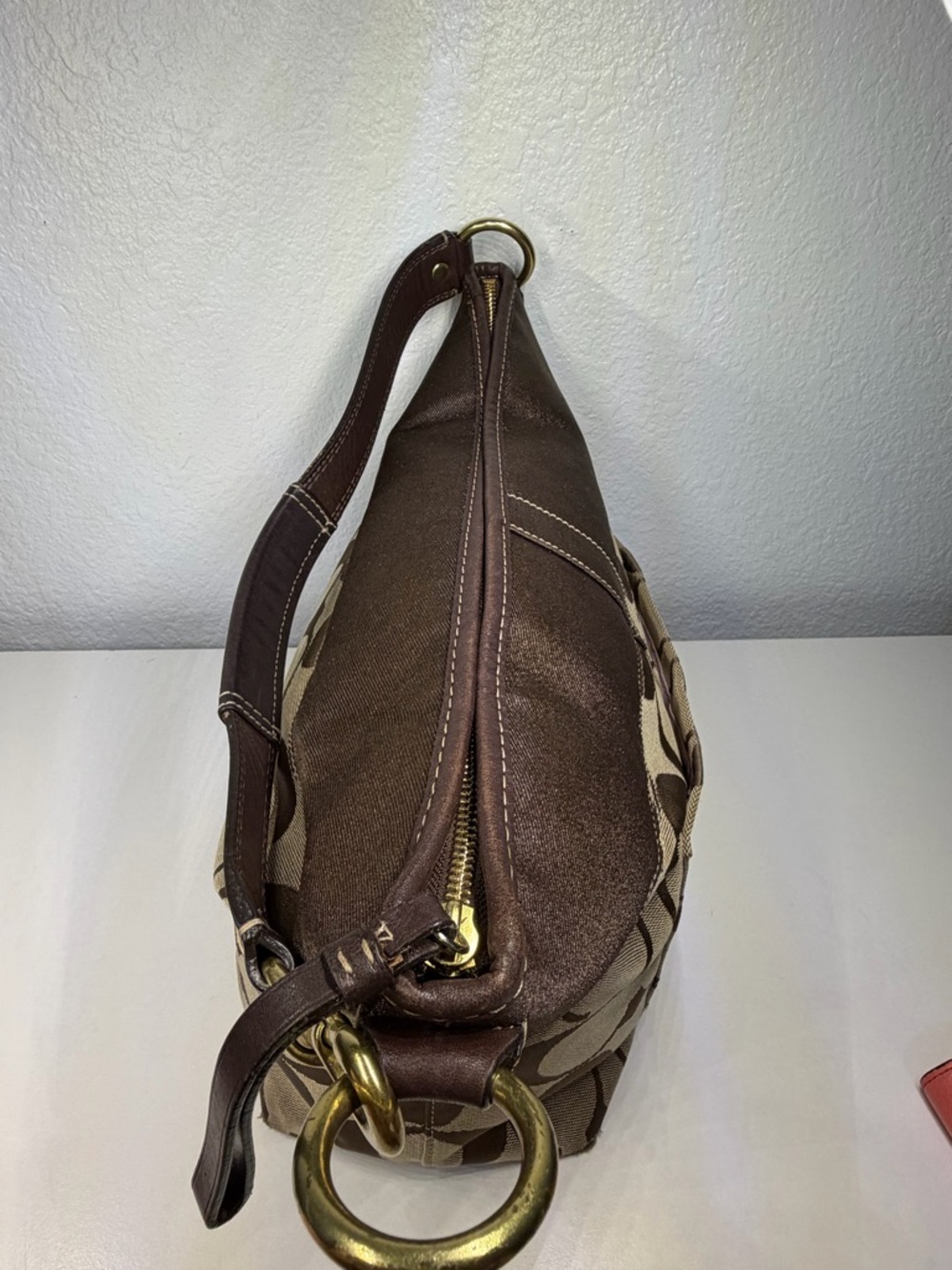 Coach Signature Ergo Hobo
Shoulder Bag Brown No LO771-11689 - Picture 8 of 11